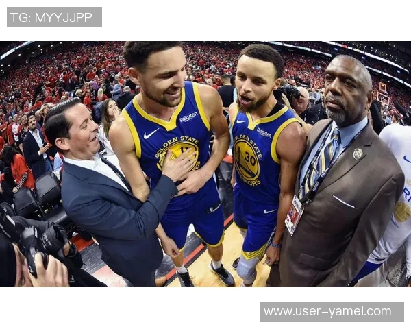 邓利维谈年轻球员成长期待强调与库里和追梦默契合作的重要性